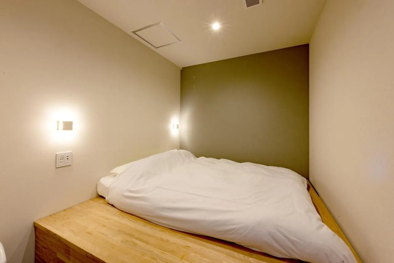 Plat Hostel Keikyu Minowa Forest Tokyo Japan