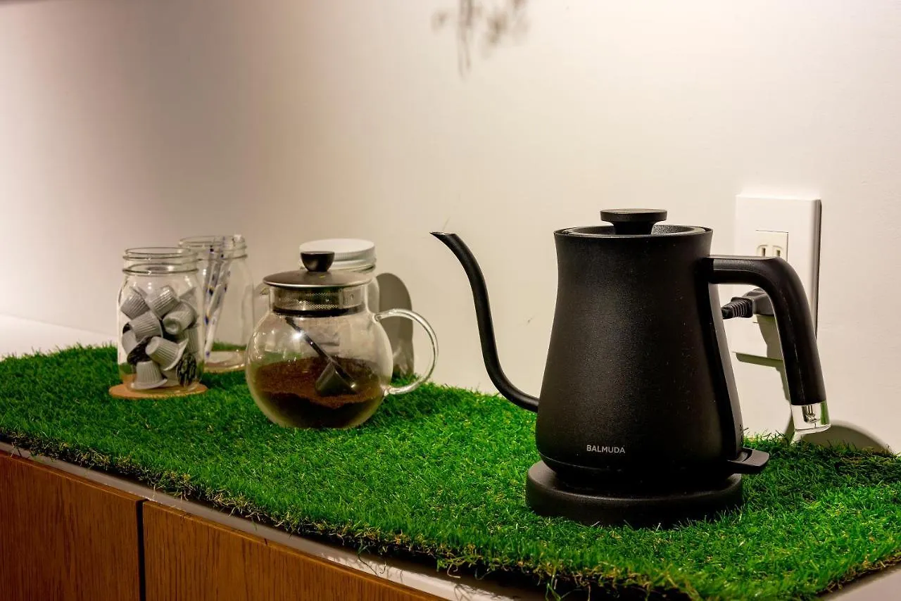 Plat Hostel Keikyu Minowa Forest Tokyo