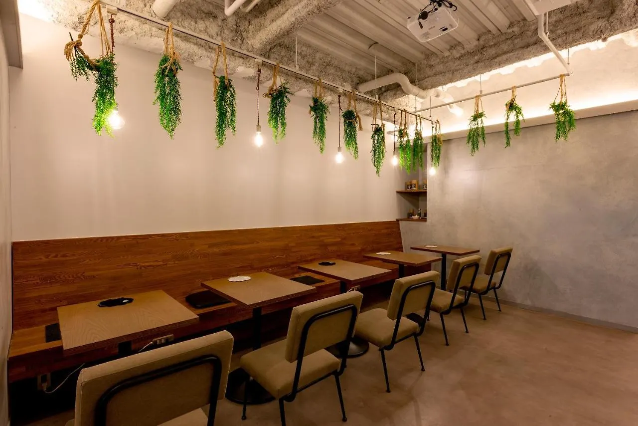 Plat Hostel Keikyu Minowa Forest Tokyo Japan
