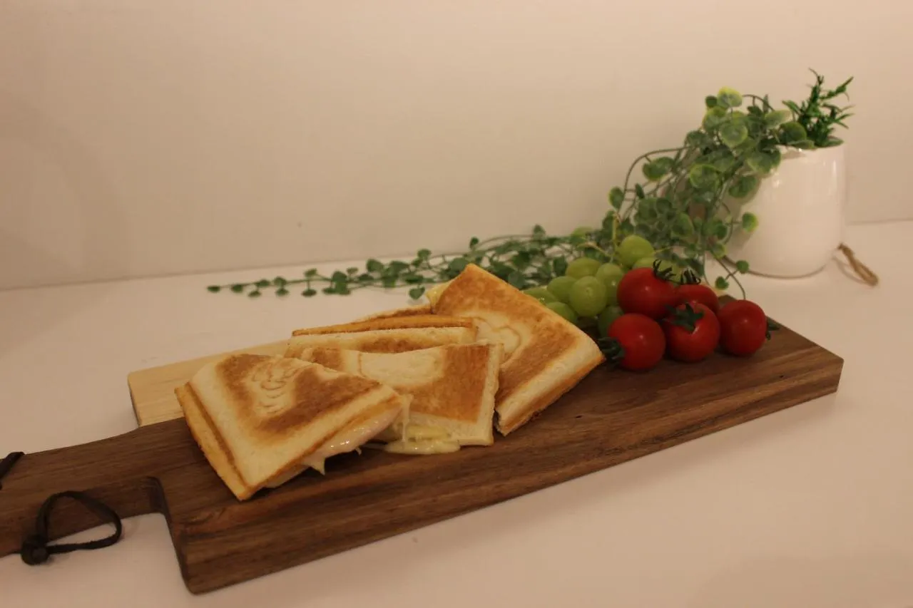 ** Hotel Plat Hostel Keikyu Minowa Forest Tokyo Japan
